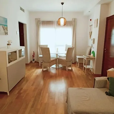 Apartament Piscina, Patio Privado Y Aparcamiento