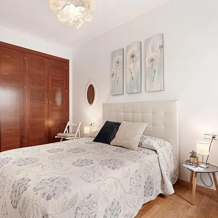 Piscina, Patio Privado Y Aparcamiento Malaga